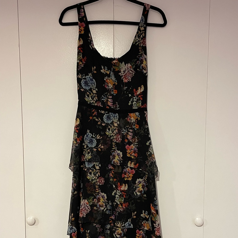 Beautiful black floral leisure dress